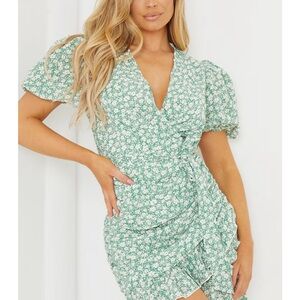 Prettylittlething Green Chiffon Puff Sleeve Ruched Bodycon Dress Size US 12